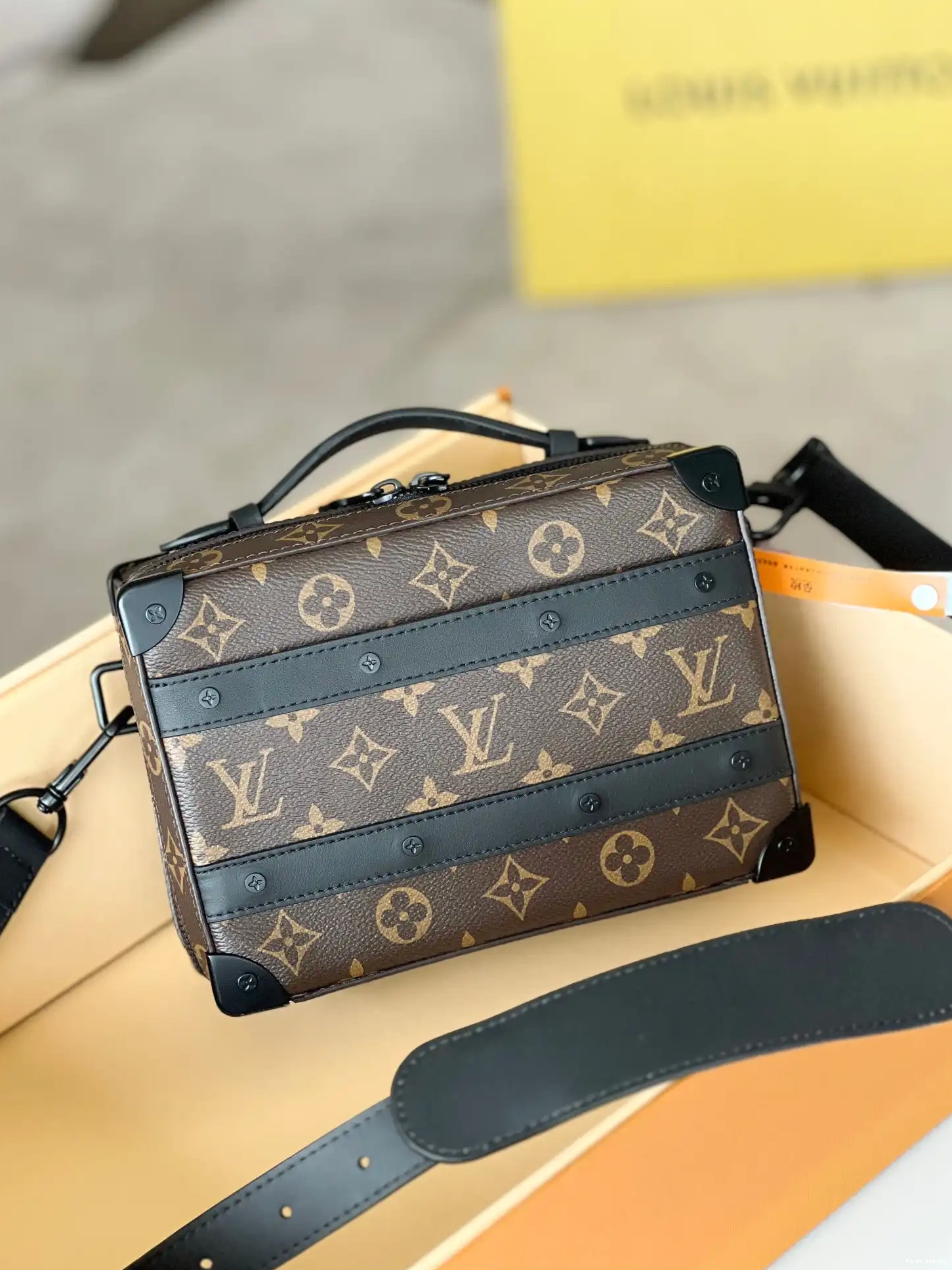First bag ru HANDLE TRUNK LOUIS SOFT VUITTON 0528